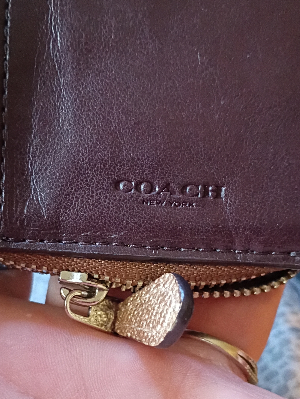 Coach Signature Wallet - Picture 11 of 13